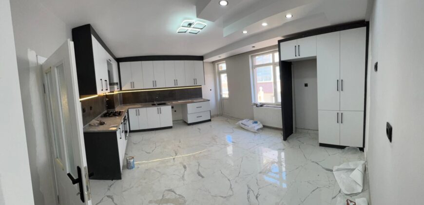 İMARET EMLAK’TAN ALACASULUK MAHALLESİNDE 3+1 195m² ÇİFT BALKONLU ASANSÖRLÜ KİLERLİ SATILIK DAİRE